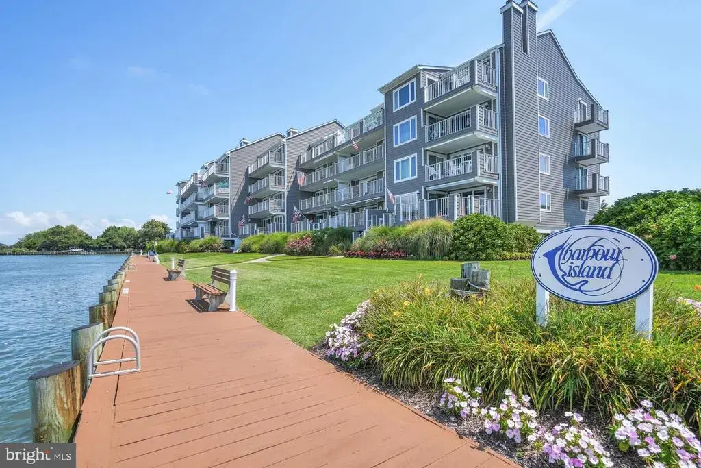 425 14th St #203 L, OCEAN CITY