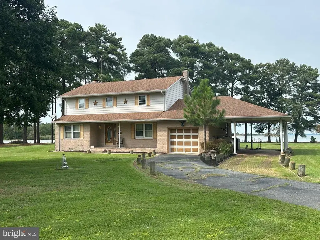 1022 River Point Rd, CAMBRIDGE