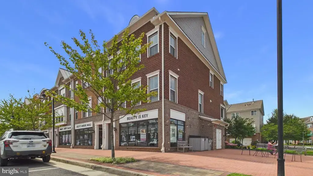 10068 Market St, MANASSAS