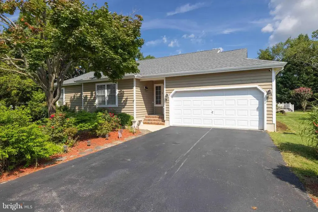 9 Lakeview Ct, LEWES