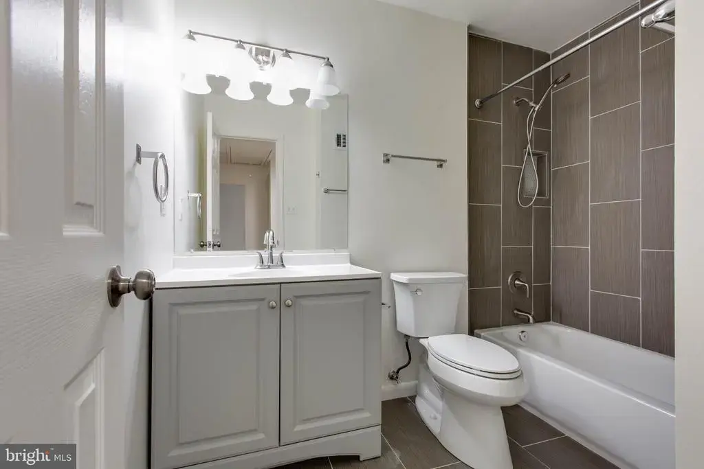 5461 Enberend Ter, COLUMBIA
