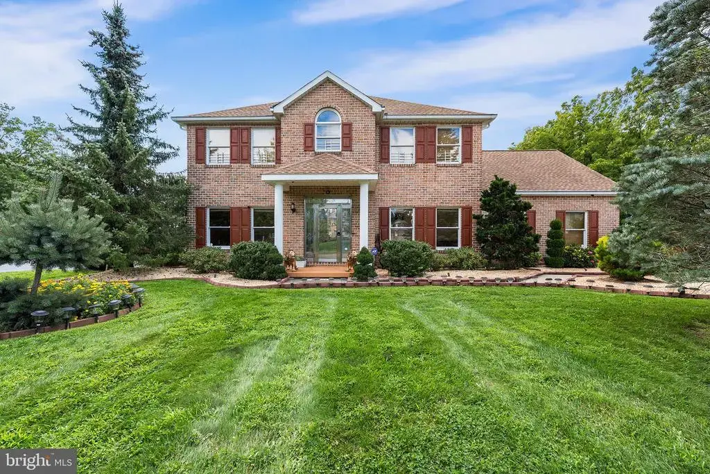40 Clairmont Ave, EASTON