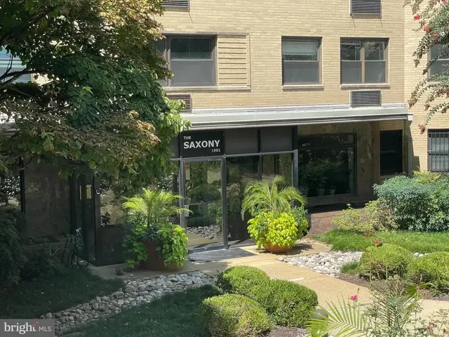 1801 Clydesdale Pl Nw #324, Washington