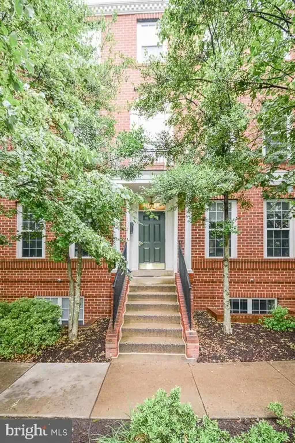 1537 Northern Neck Dr #201, VIENNA