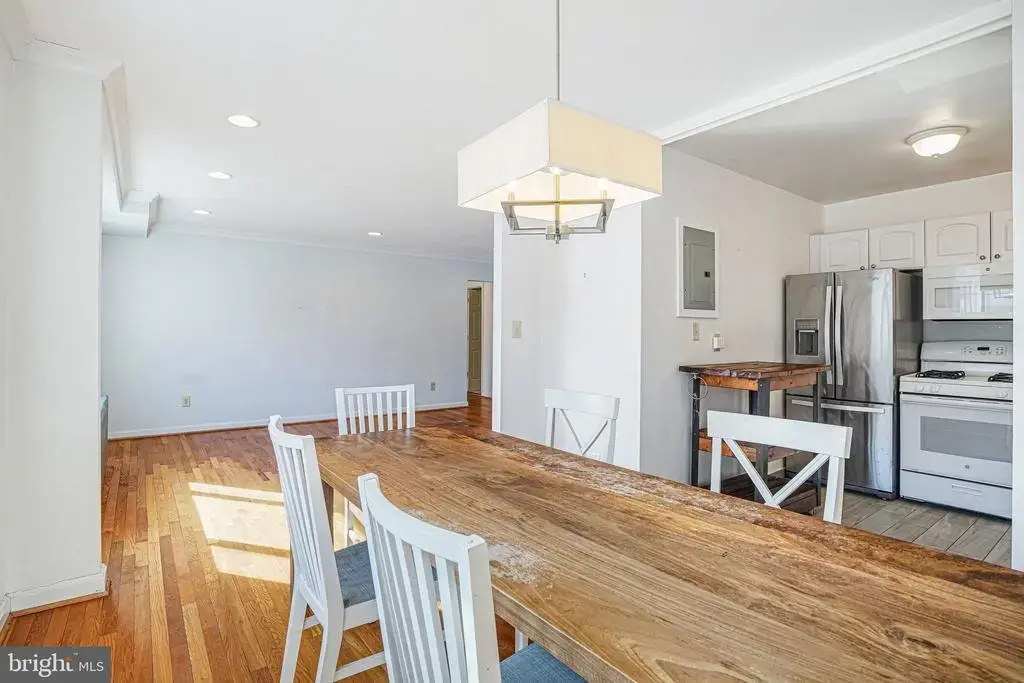 95 E Wayne Ave #209, SILVER SPRING