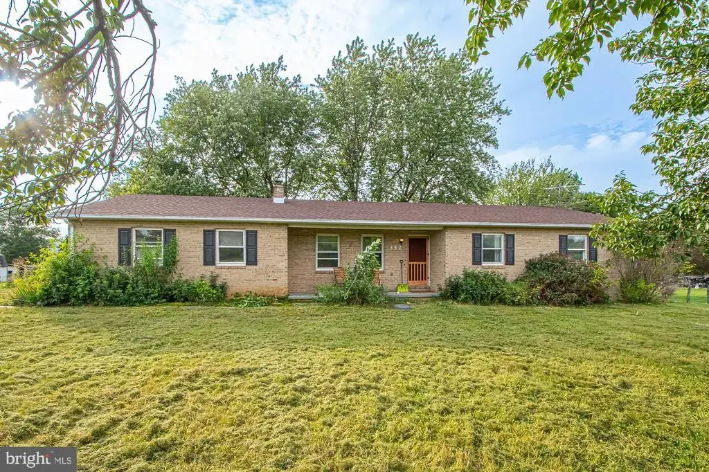 352 Woodchuck Ln, WINCHESTER