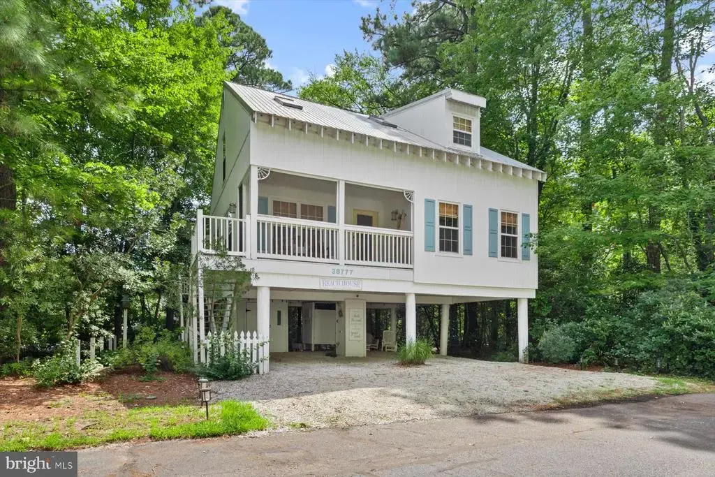 38777 S Oaks Lane, frankford