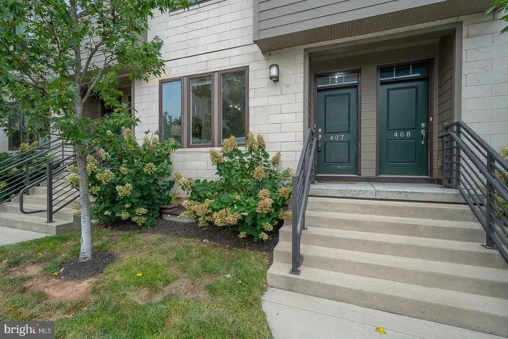 407 Lakeview Ct #5 Lower, KING OF PRUSSIA