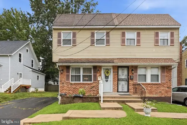 708 Girard Ave, Collingdale
