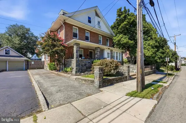8512 Monroe St, Upper Darby