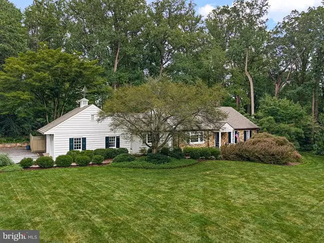 109 Gatehouse Dr, Kennett Square