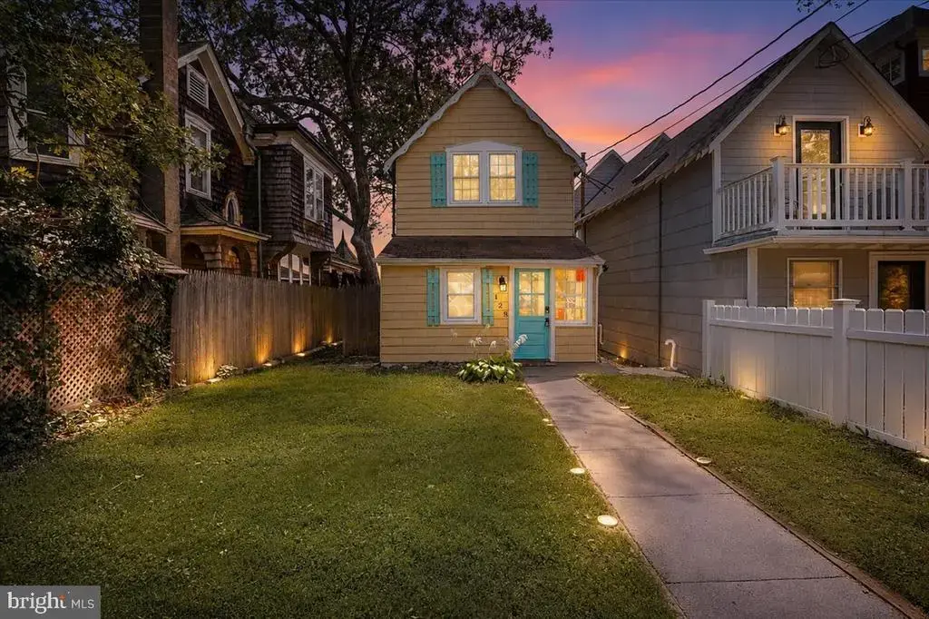 128 E Camp Walk, ISLAND HEIGHTS