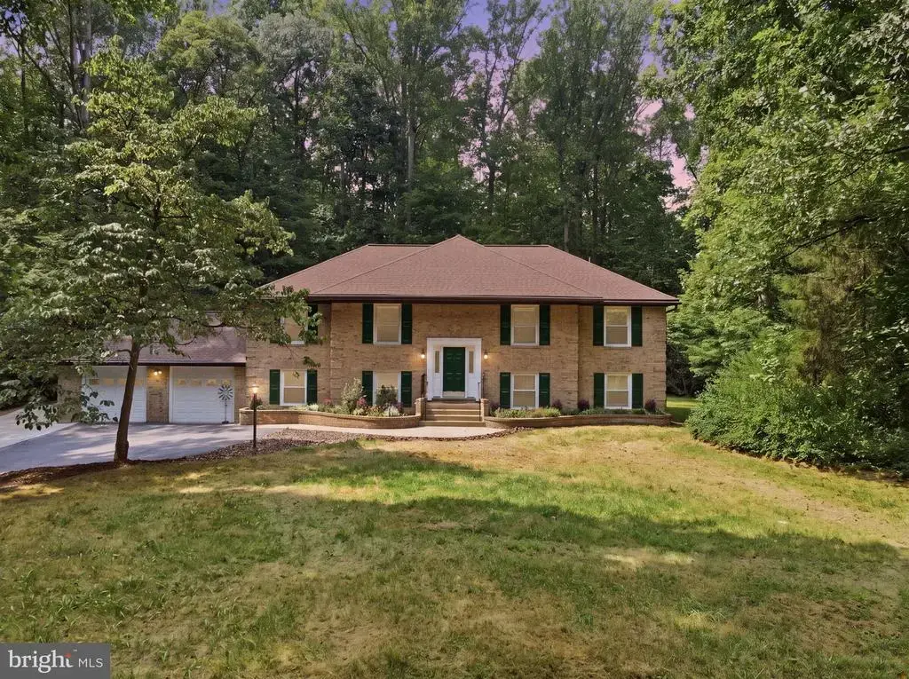 8110 Whitting Dr, MANASSAS