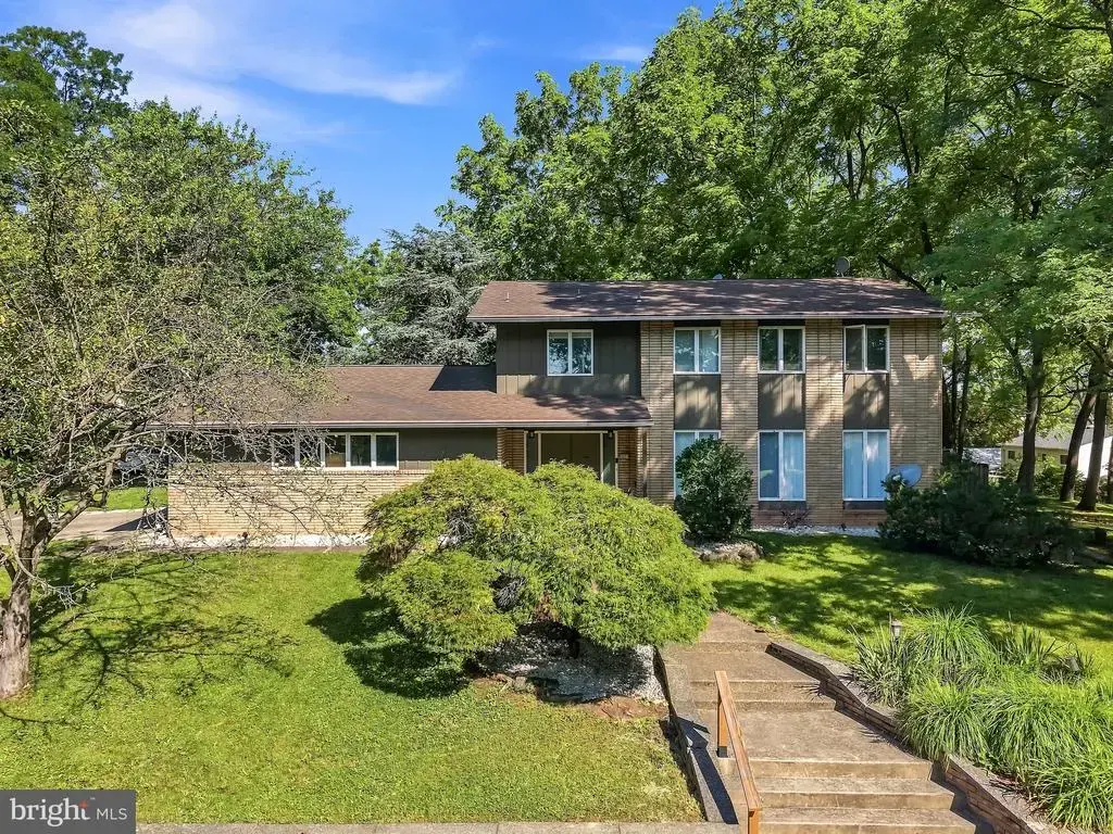 2421 W Greenleaf St, ALLENTOWN