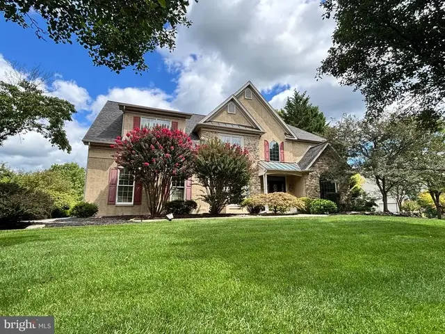 9 Cedar Crest Ct, Doylestown