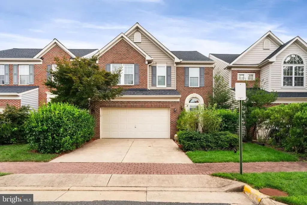 9080 Arch Hall Rd, LORTON
