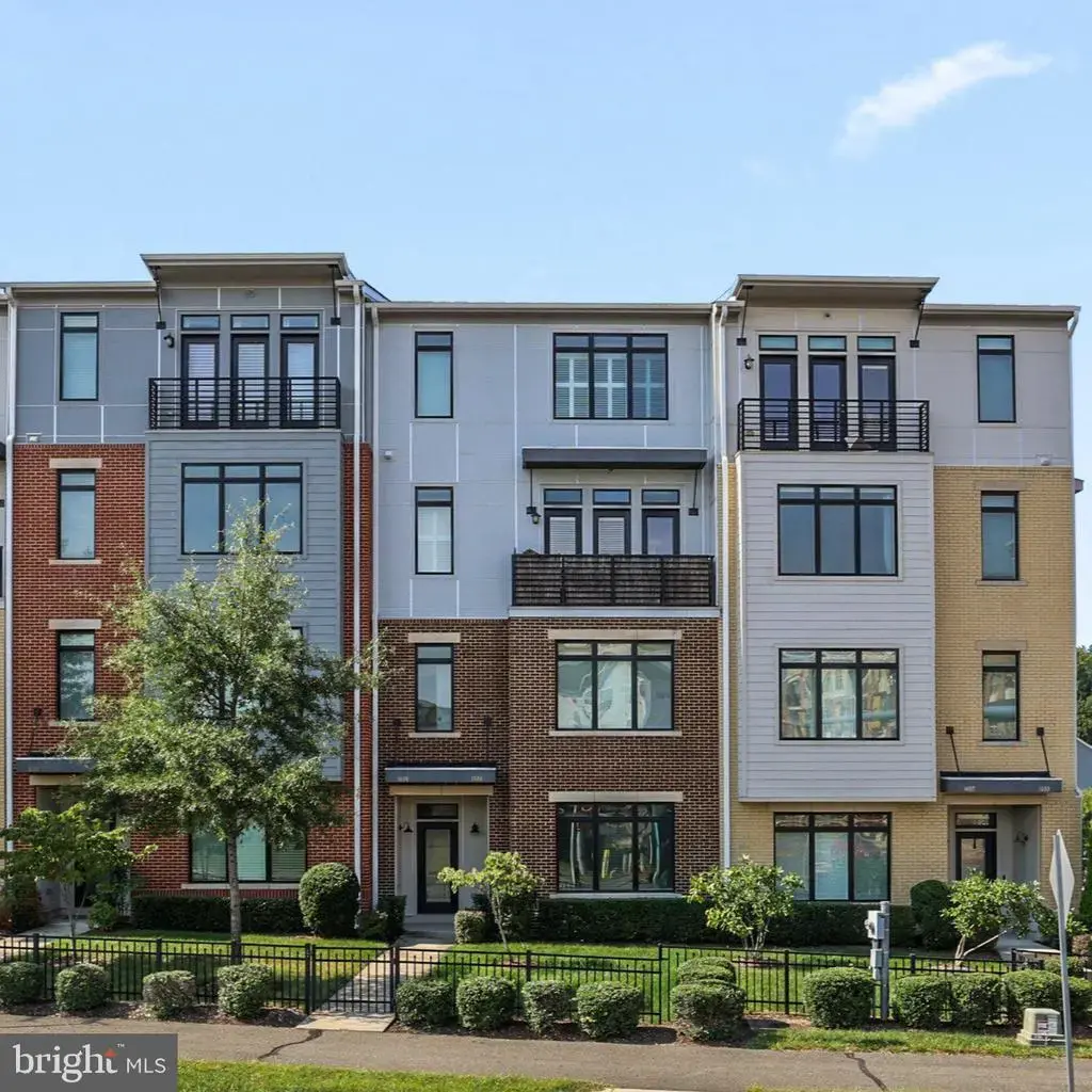 1406 Ribbon Limestone Ter Se, LEESBURG