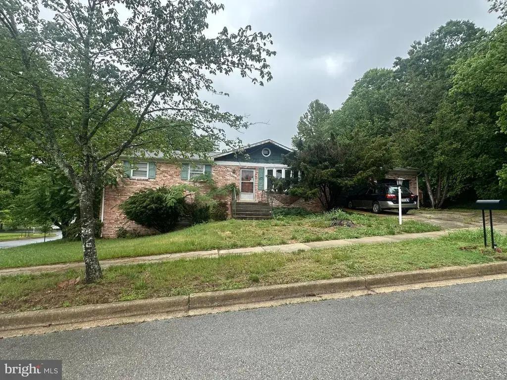 12711 Jean Way, CLINTON