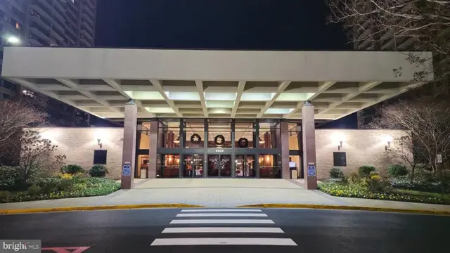 5501 Seminary Rd #2502s, Falls Church