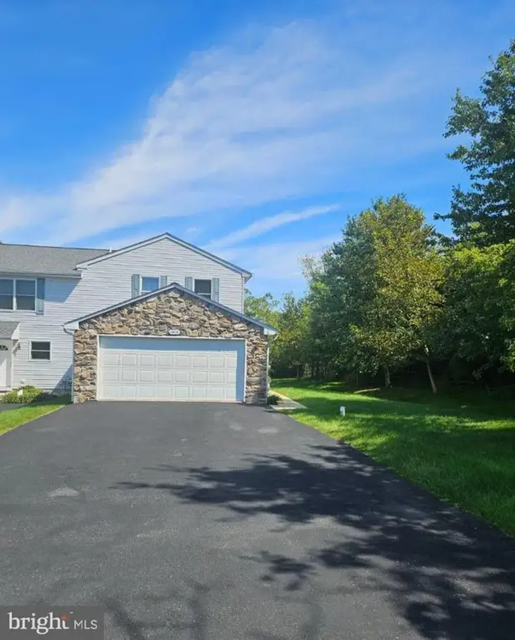2618 Daniels Ln, QUAKERTOWN