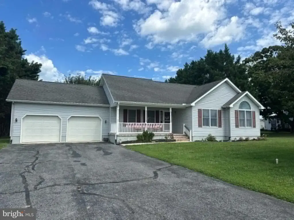 48 Attix Dr, DOVER