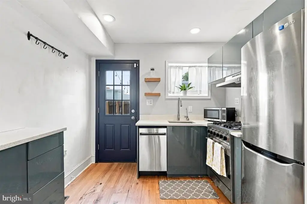 113 Titan St, PHILADELPHIA