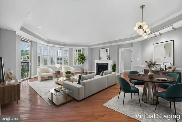 11776 Stratford House Pl #301, Reston