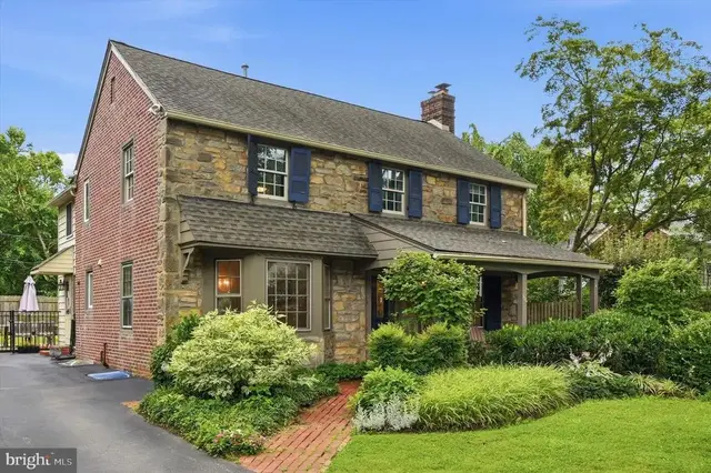 328 Hamilton Rd, Merion Station
