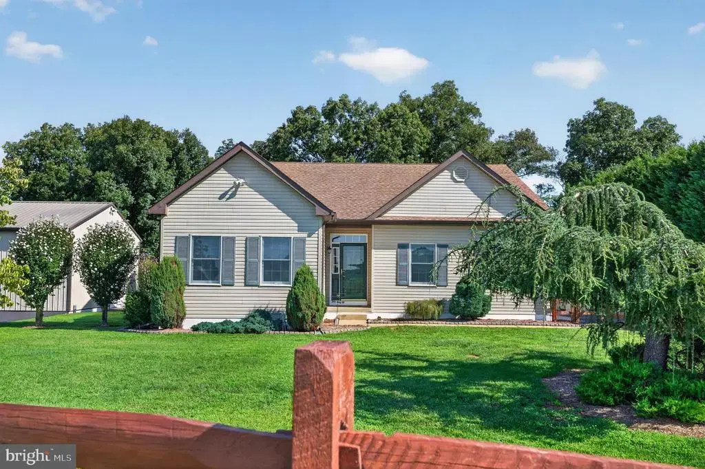 1323 Lorewood Grove Rd, MIDDLETOWN