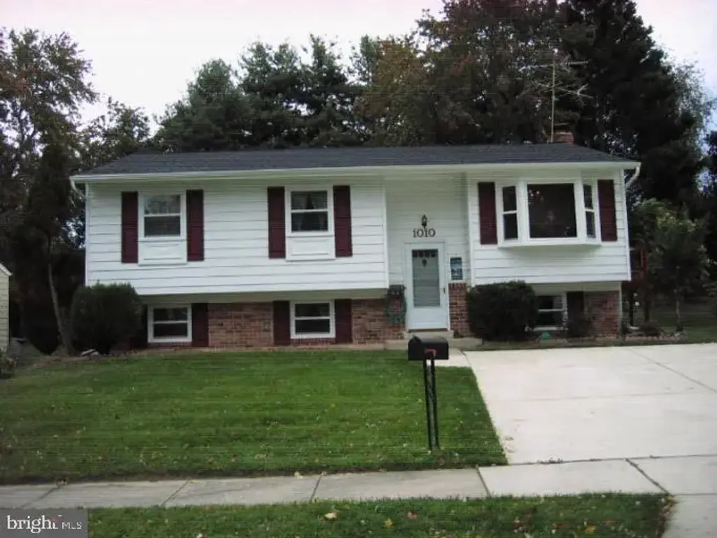 1010 Julian Pl, ROCKVILLE