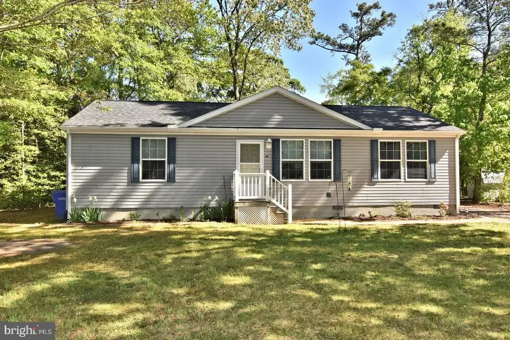 146 Laurel Ave, LAUREL