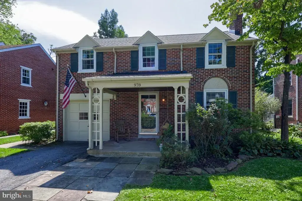 978 Pleasure Rd, LANCASTER