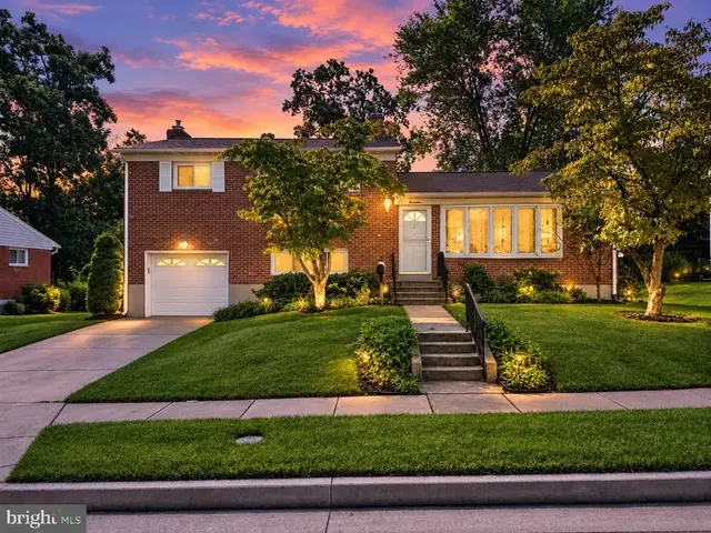 17 Wendslow Rd, Lutherville Timonium