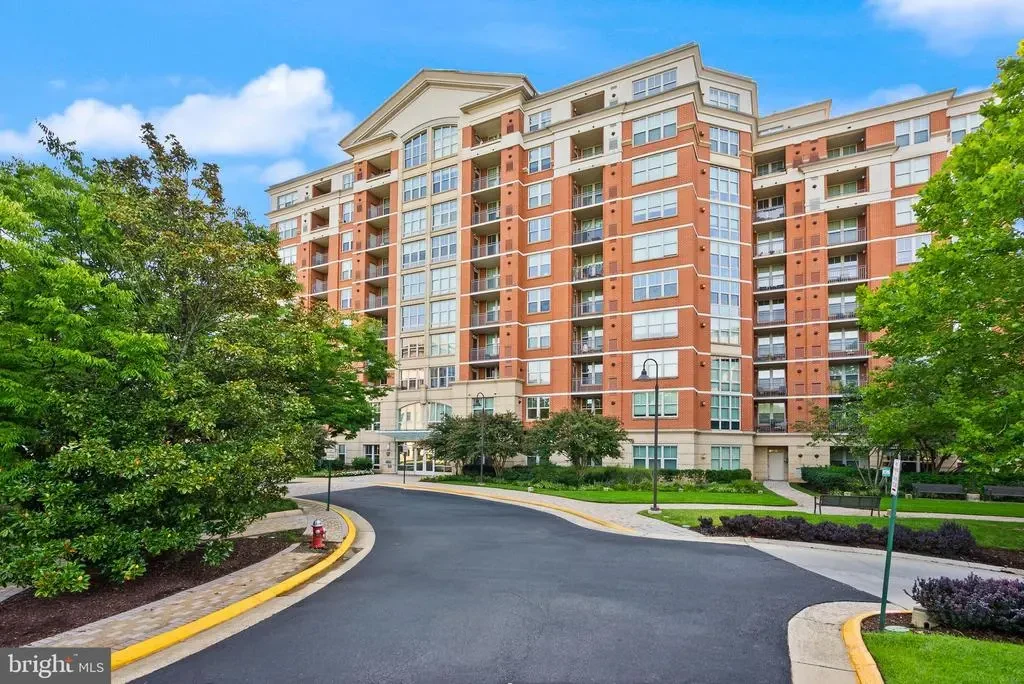 11760 Sunrise Valley Dr #212, RESTON