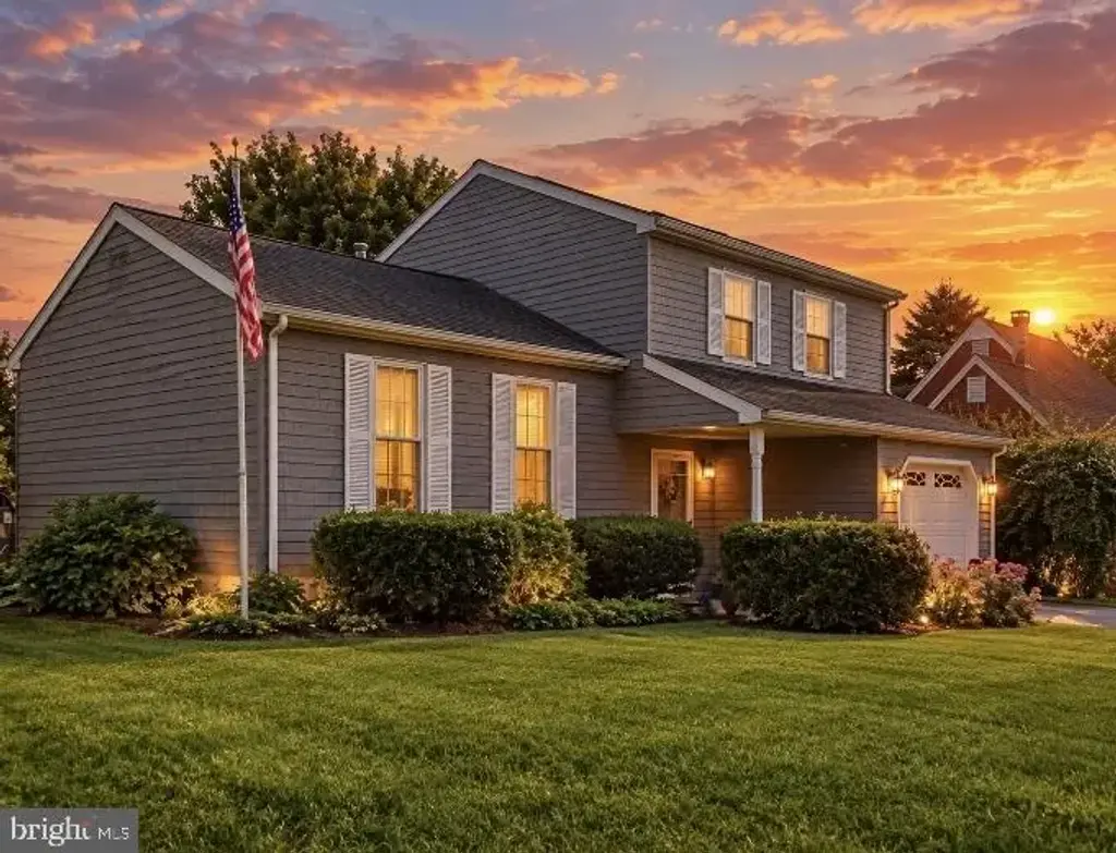 115 Huntley Dr, HARRISBURG