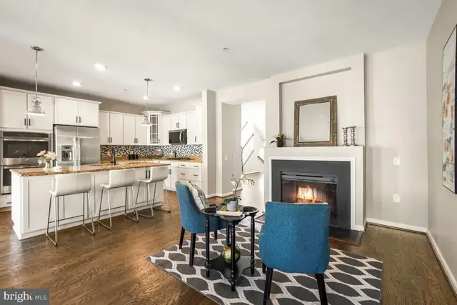 121 Copley Cir #34b, Gaithersburg