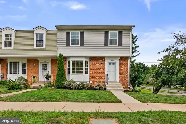9110 Bobwhite Cir, Gaithersburg