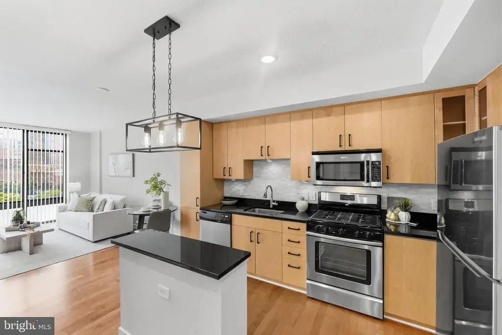 475 K St Nw #512, WASHINGTON
