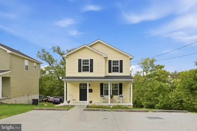 671 Branch St, Strasburg
