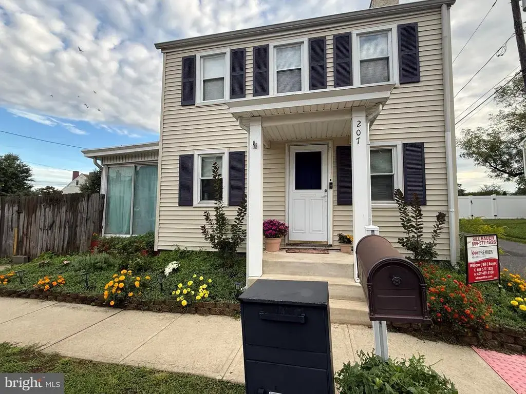 207 Washington St, FIELDSBORO