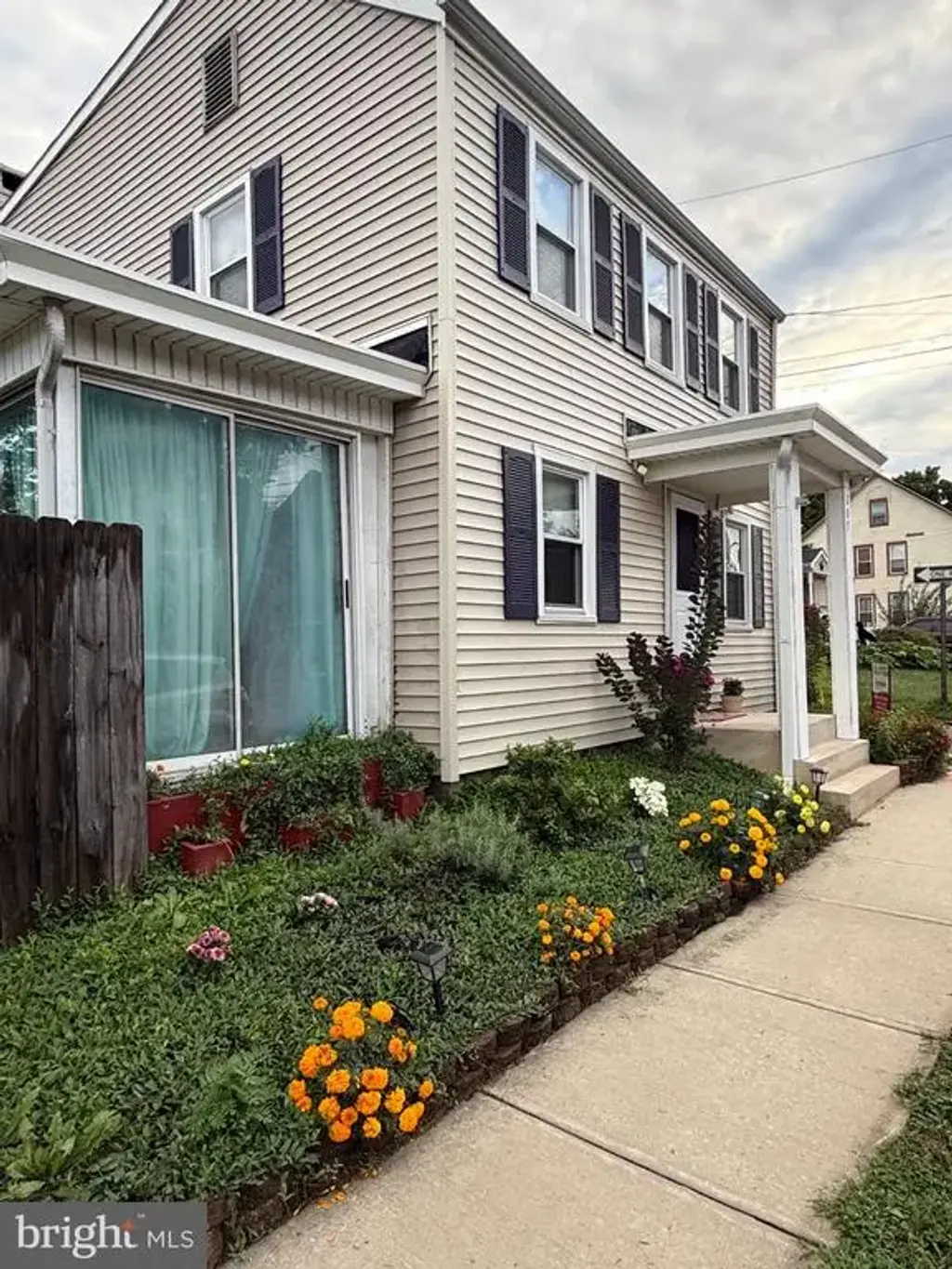 207 Washington St, FIELDSBORO