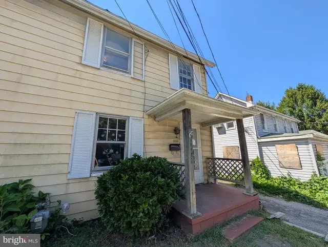 6090 Falls Rd, Baltimore