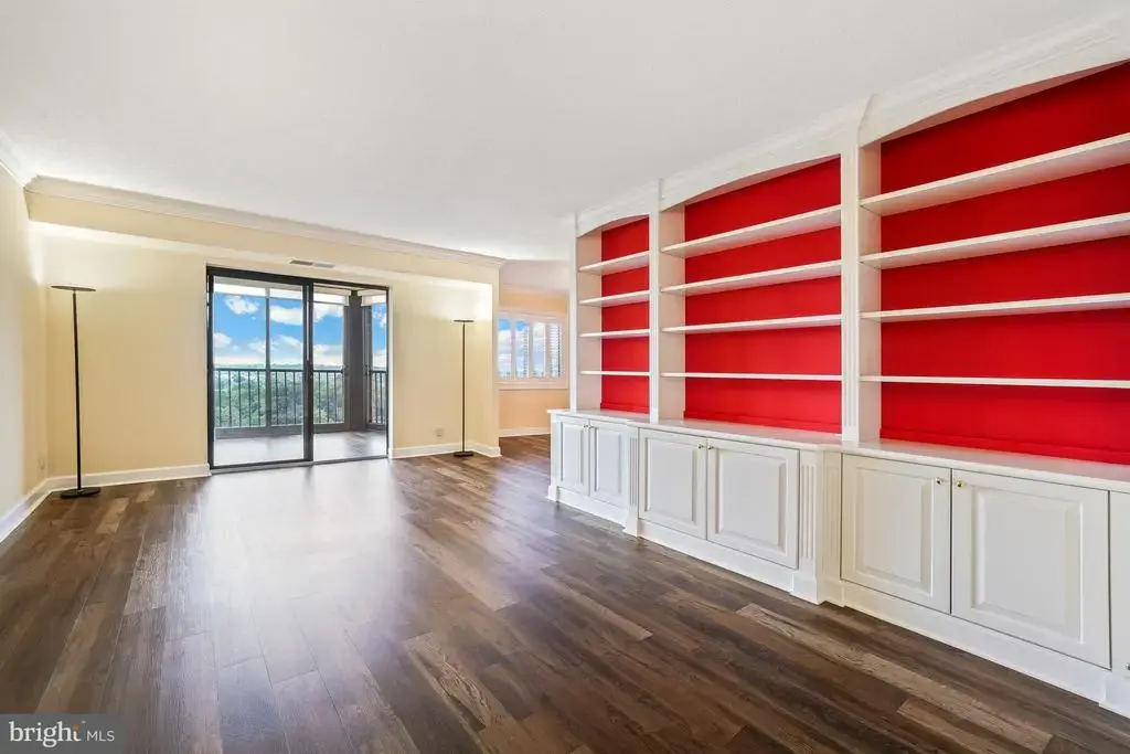 5901 Mount Eagle Dr #1505, ALEXANDRIA