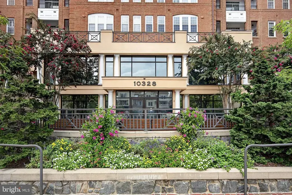 10328 Sager Ave #414, FAIRFAX