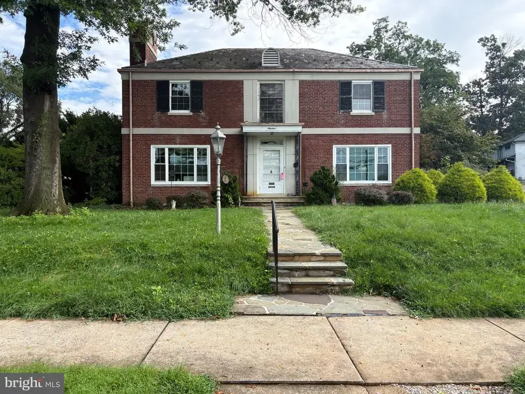 19 W King St, EPHRATA
