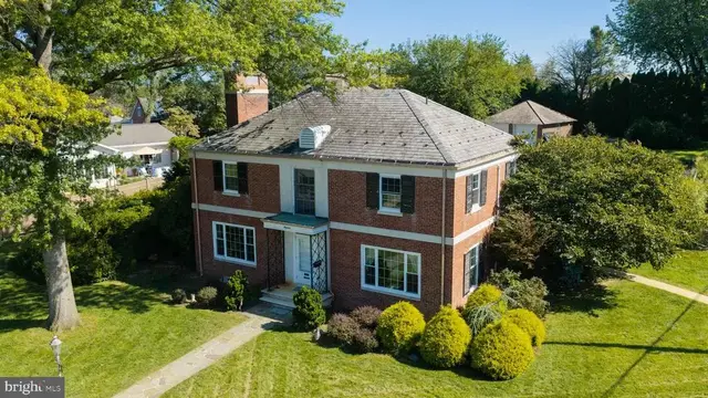 19 W King St, Ephrata