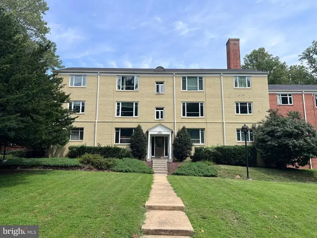 10413 Montrose Ave #m-201, BETHESDA