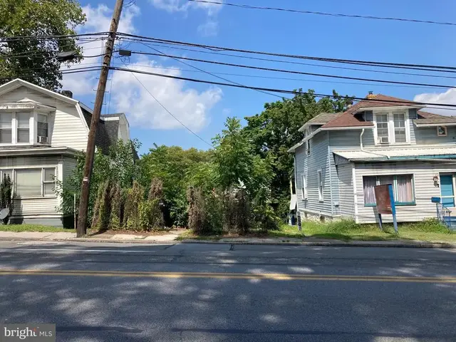 3236 Walnut St, Harrisburg