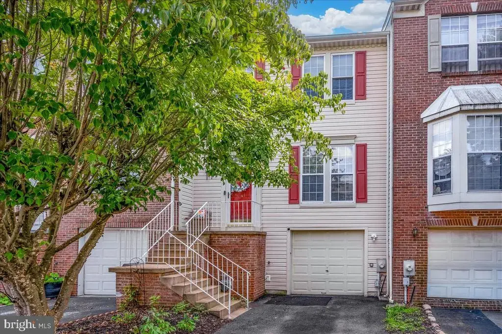 205 Sloan Ct, WILMINGTON