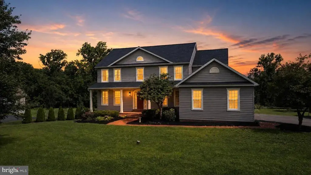 27 Mccoy Ln, CARLISLE